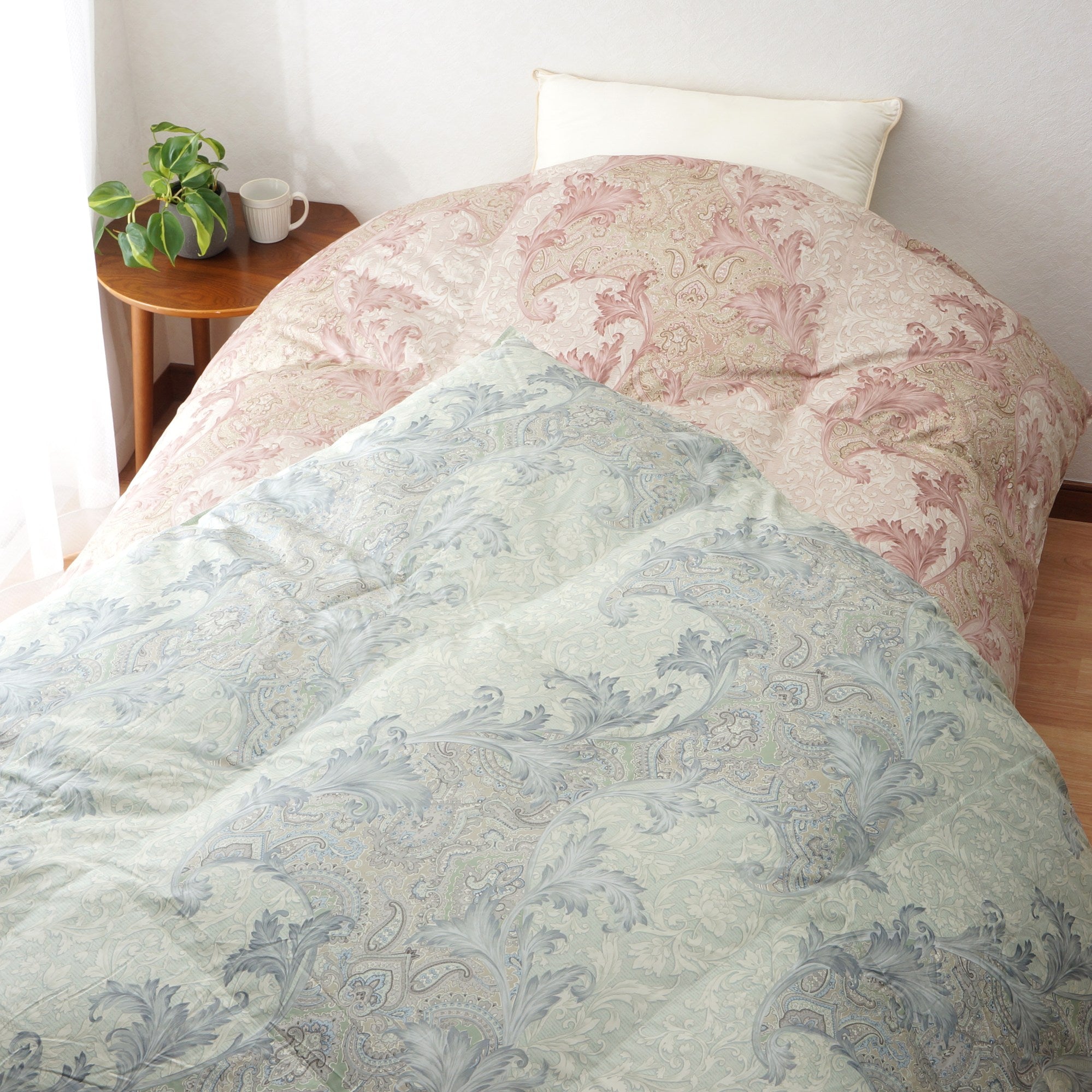 【日本製】　ダウン90％　羽毛掛ふとん 「レイラ」