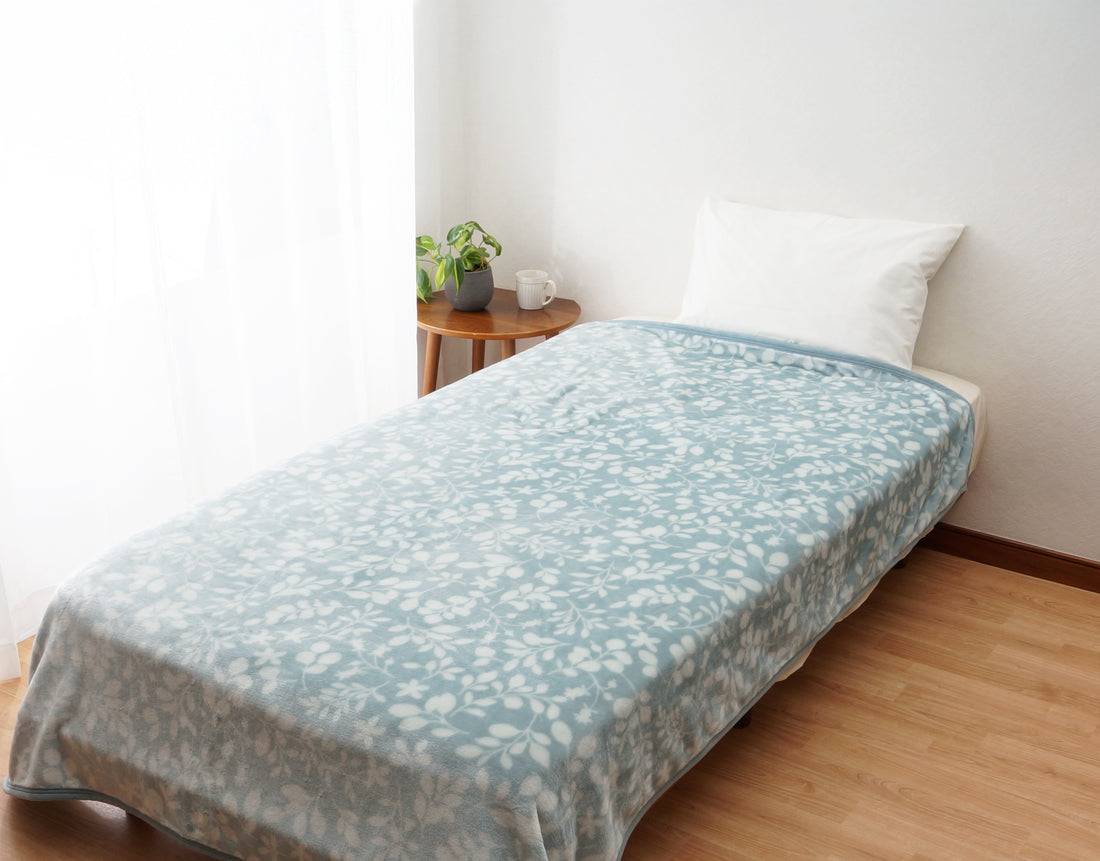 【Coz Fam】抗菌加工　軽量なめらか毛布