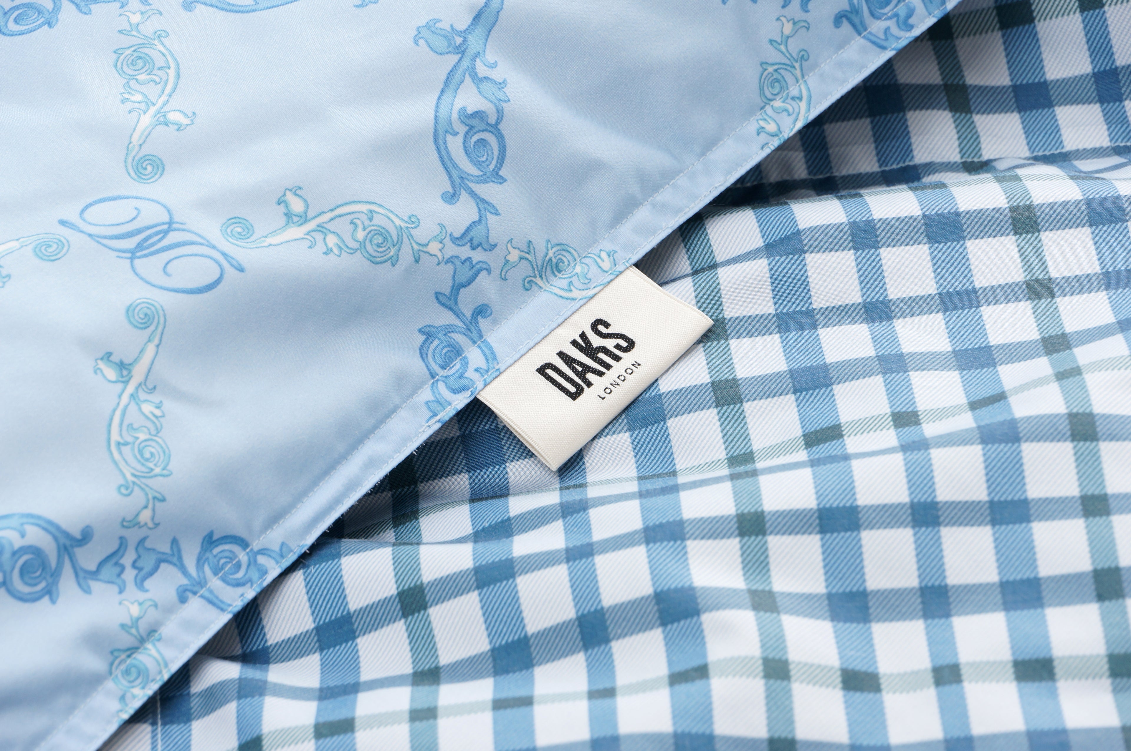 【DAKS】ダックス　ダウン70％羽毛肌掛けふとん（正規品）