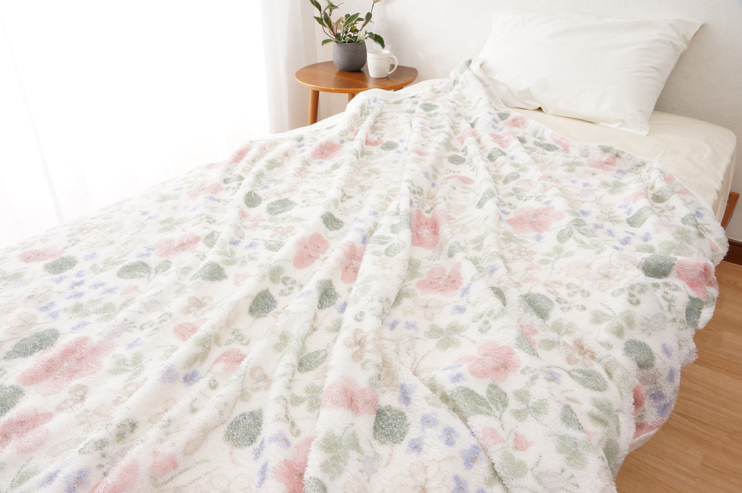 【Anna Emilia】 アンナエミリア 　オーガニックコットン　パイルケット 「野いちご＆リーフ」