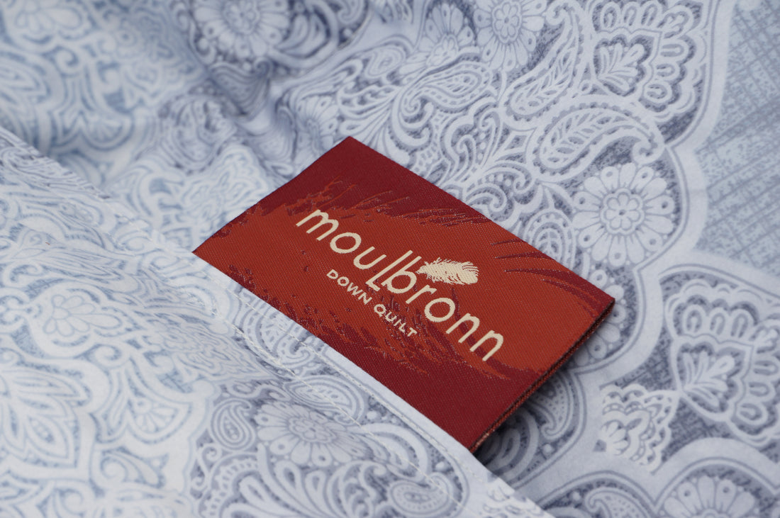 【日本製】　マザーグースダウン93％　羽毛掛ふとん 「エミル」