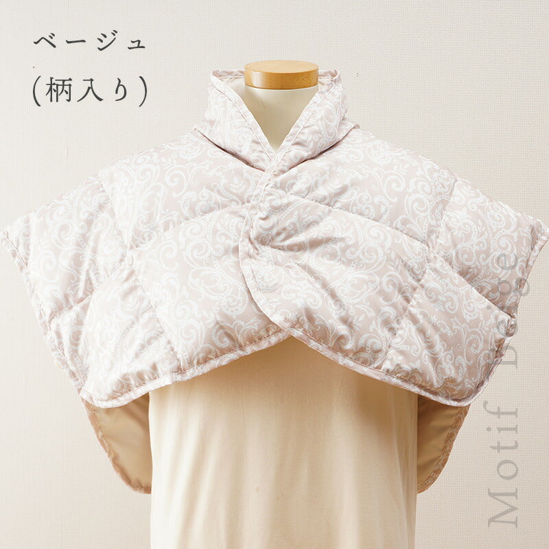 羽毛入り肩当て