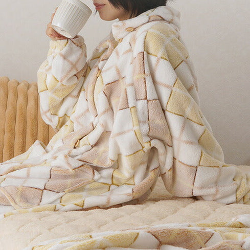 DAKS ダックス 羽毛入りポンチョ – 株式会社大津コーポレーション