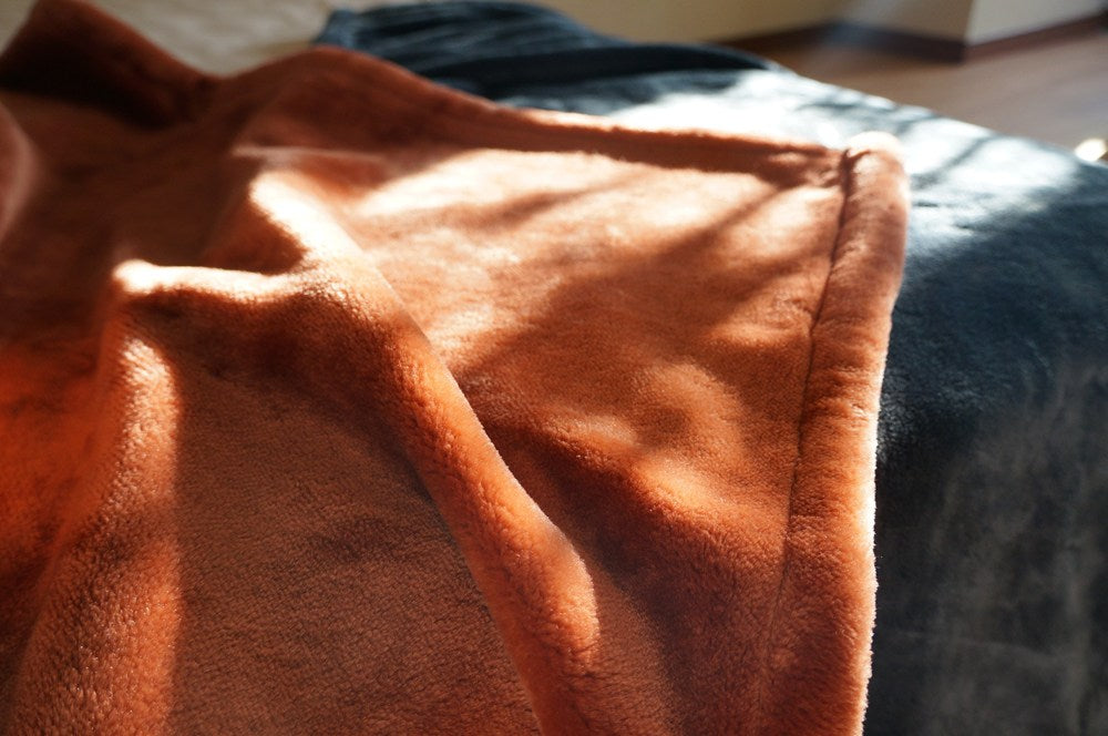 DAKS） ダックス 羽毛入りポンチョ – 株式会社大津コーポレーション